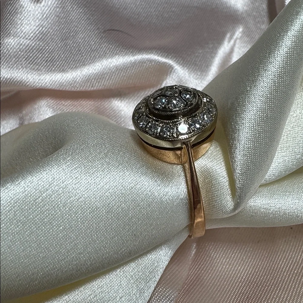 Vintage 14 K gold and diamonds Women's Ring - Picture 5 of 10